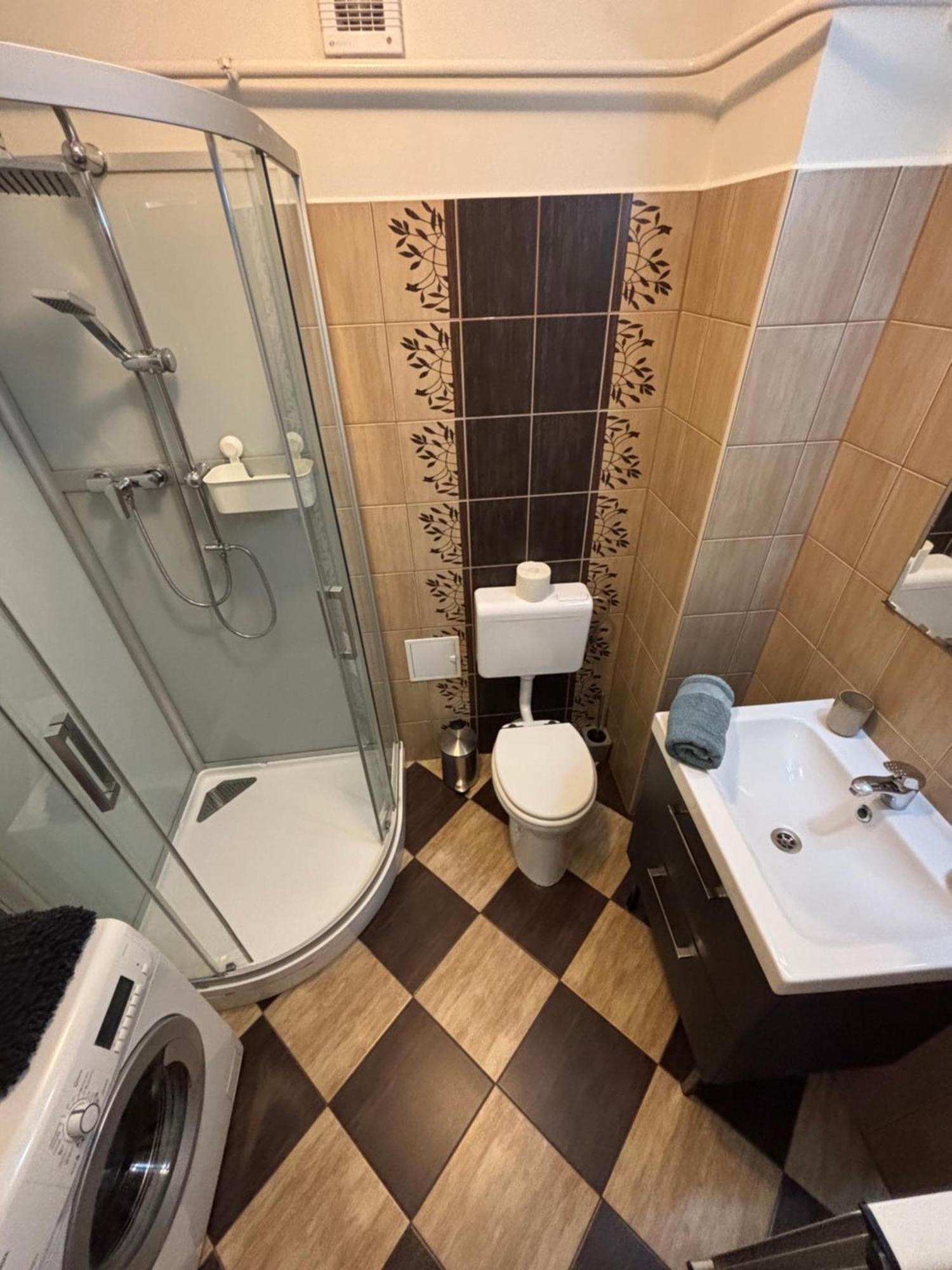 Balian Apartman Сиофок Екстериор снимка